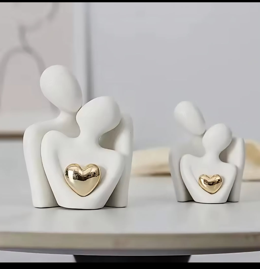 1Pc Romantic Love Embrace Statue Ornament Couple Set Bedroom Interior Decoration Valentine's Day Gift